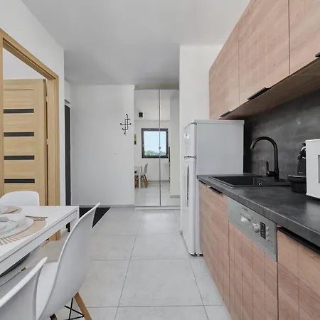 Apartment Center Mirrors With Parking By Renters